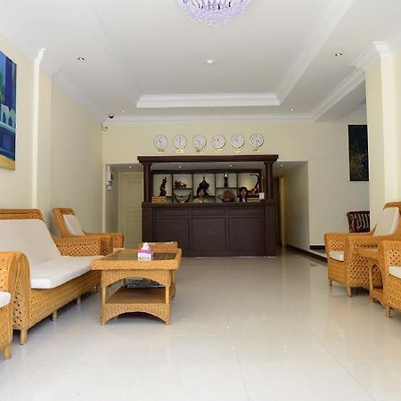 New Yangon Hotel Esterno foto